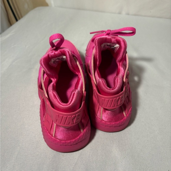 Girls size 3 Nike shoes, #L932 - Picture 4 of 6